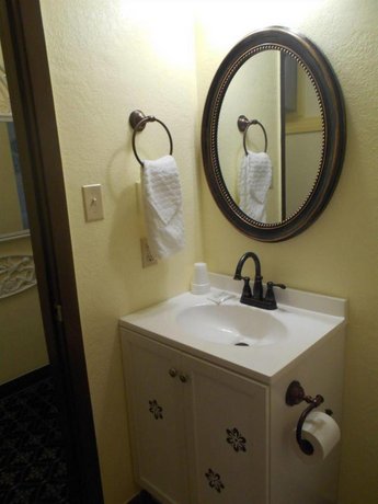 Victorian Inn Reno,Reno:Photos,Reviews,Deals