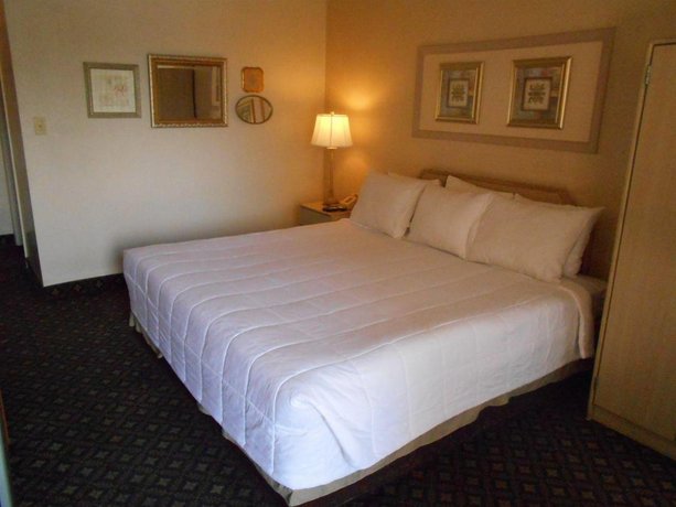 Victorian Inn Reno,Reno:Photos,Reviews,Deals