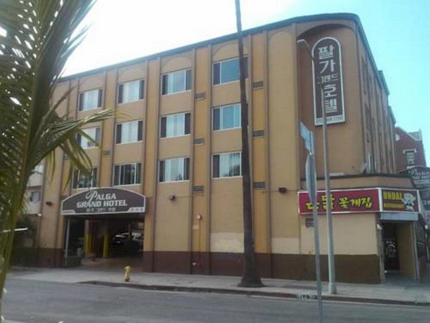 팔가 그랜드 호텔, Palga Grand Hotel