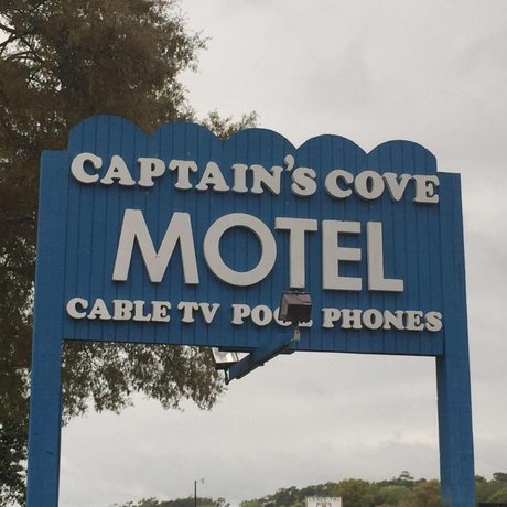Captain S Cove Motel Oak Island Compare Deals