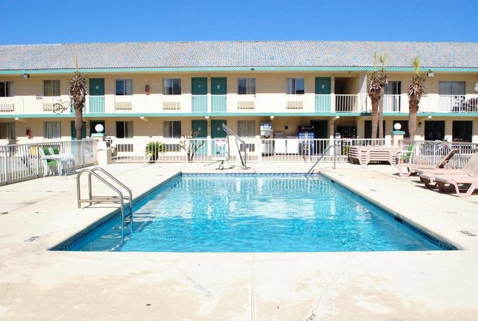 Coconut Grove Motor Inn Panama City Beach Compare Deals