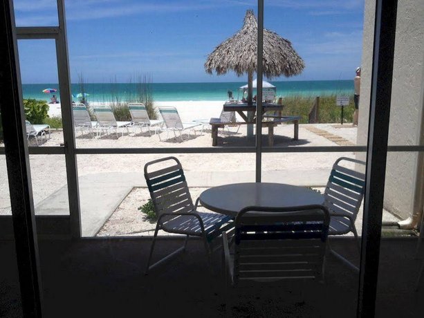 Coconuts Beach Resort Holmes Compare Deals About Coconuts Beach Resort