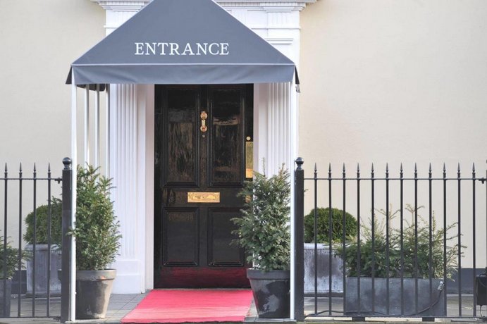 Le Bouchon Brasserie & Hotel