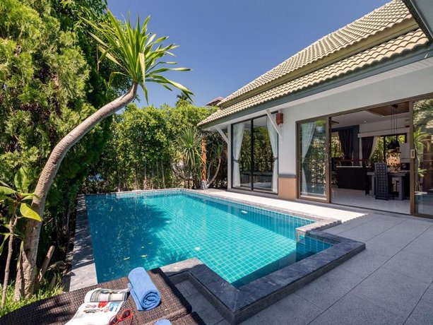 까론 비치 풀 빌라, Karon Beach Pool Villas