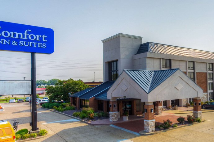 Comfort Inn Suites Evansville Airport Compare Deals