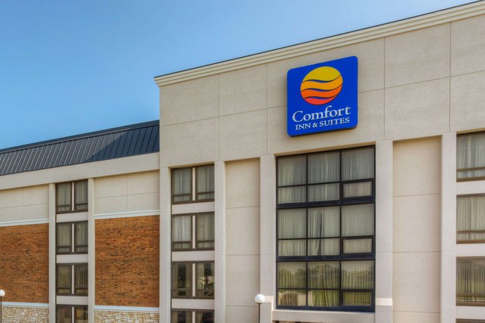 Comfort Inn Suites Evansville Airport Compare Deals