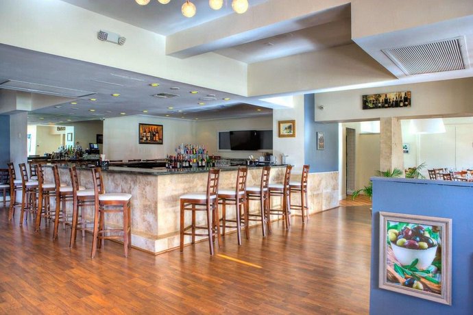 Best Western Oakland Park Inn Fort Lauderdale