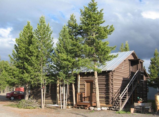 Yellowstone Self Catering Lodging Adults Only West Yellowstone