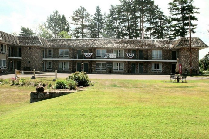 Budget Host Inn Ironwood Compare Deals
