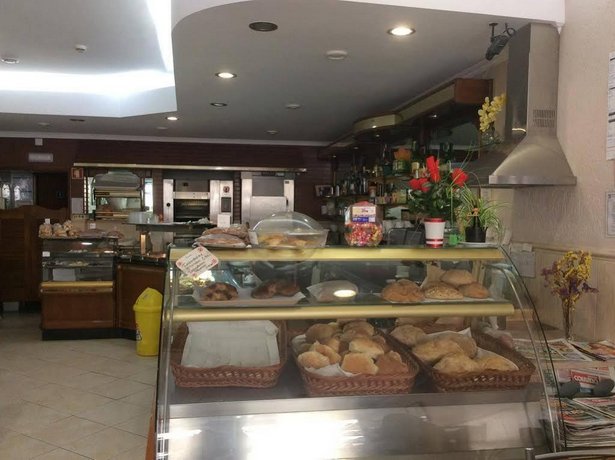 Pensão Residencial Olhos Pretos