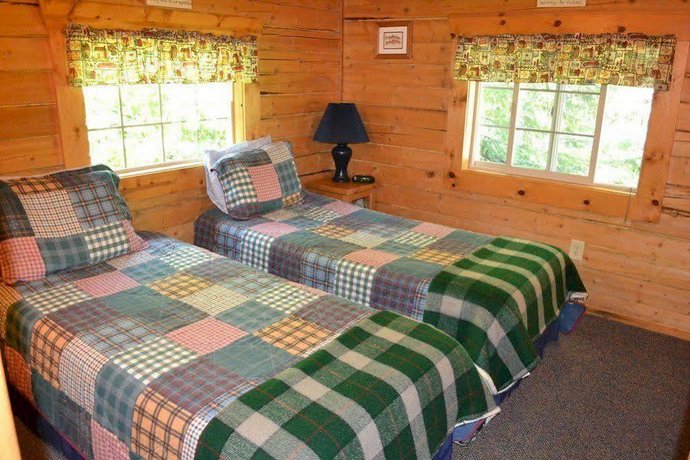 Box Canyon Cabins Seward Compare Deals