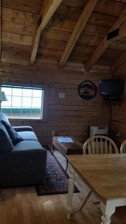 Box Canyon Cabins Seward Compare Deals