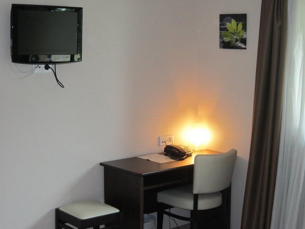 Delmar Hotel La Chevroliere