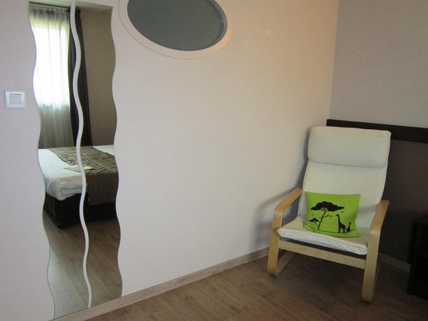 Delmar Hotel La Chevroliere