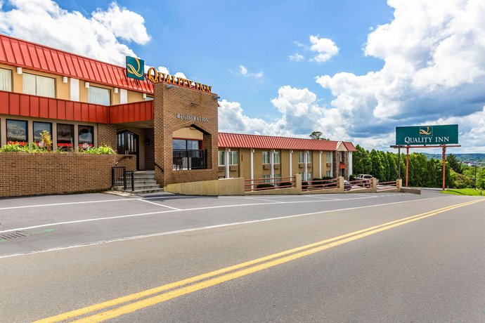 Quality Inn East Stroudsburg Poconos Compare Deals