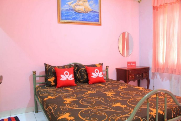 Promo 90% Off Cendana Mulia Hostel Bogor Indonesia ...