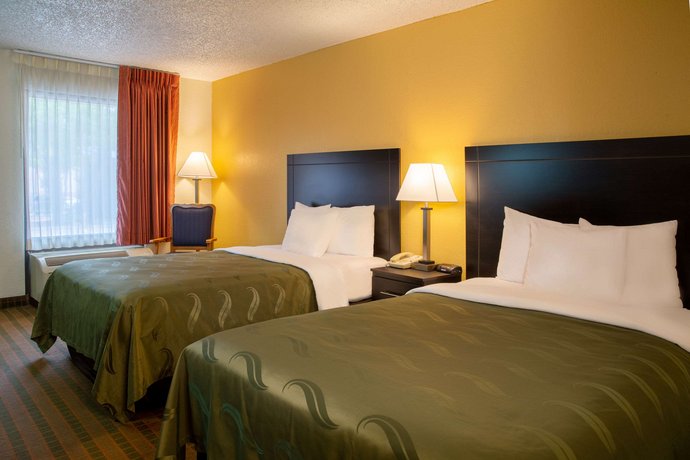 Quality Inn Highlands Arlington (Texas)