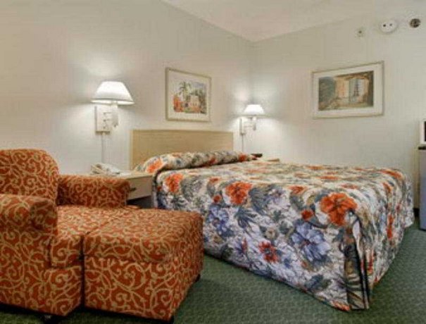 Days Inn By Wyndham Hilton Head Hilton Head Island Compare Deals