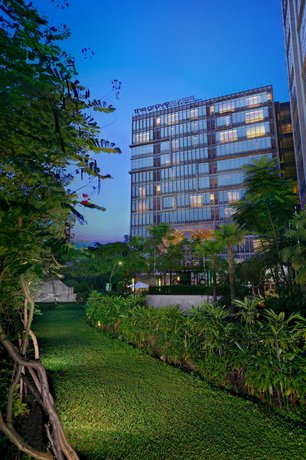 The Grove Suites