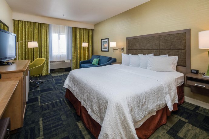 Hampton Inn & Suites Napa Valley Vacaville