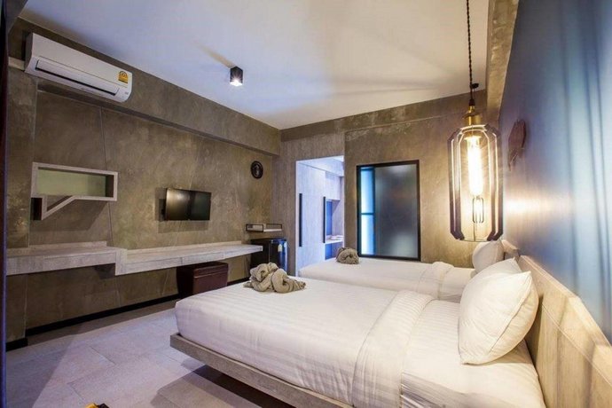 Loft Mania Boutique Hotel Chumphon Compare Deals - 