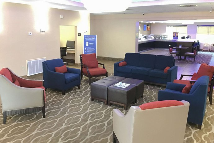 Comfort Inn Suites Near Six Flags Medical Center San Antonio