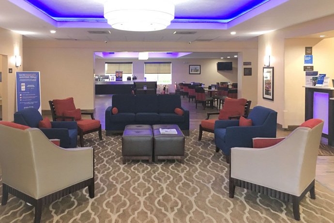 Comfort Inn Suites Near Six Flags Medical Center San Antonio