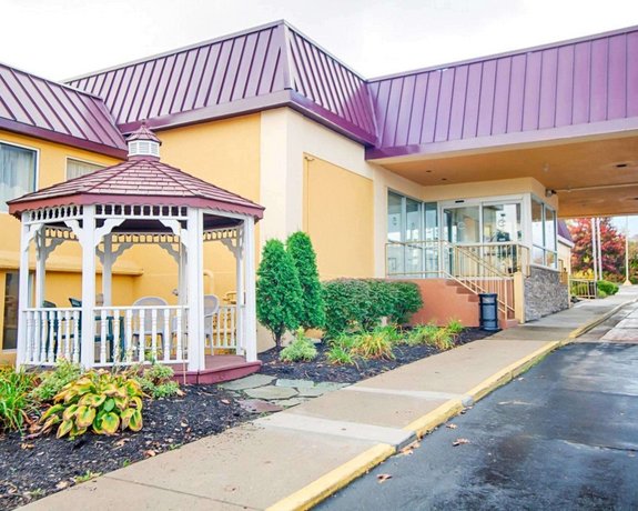 Quality Inn And Suites Fairgrounds Syracuse Compare Deals