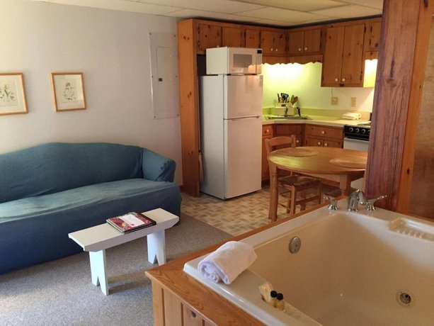 Fire Mountain Inn Cabins Treehouses Scaly Mountain Compare Deals