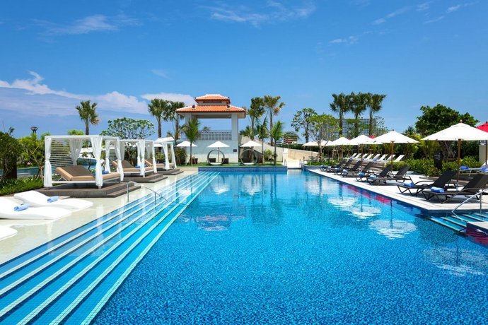더블트리 바이 힐튼 오키나와 자탄 리조트, DoubleTree by Hilton Okinawa Chatan Resort