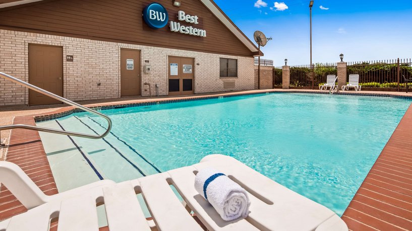 Best Western Inn Navasota Compare Deals