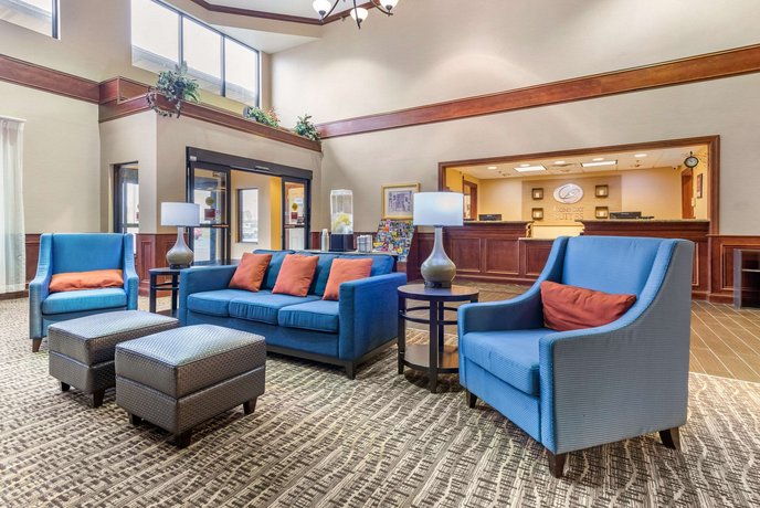 Comfort Suites Findlay Compare Deals