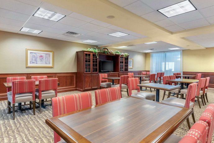 Comfort Suites Findlay Compare Deals