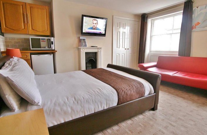 Central Hotel Cheltenham By Roomsbooked Compare Deals