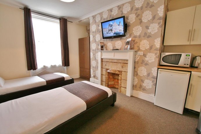 Central Hotel Cheltenham By Roomsbooked Compare Deals