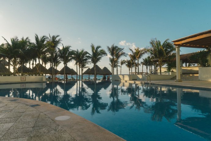 호텔 NXY 칸쿤, Hotel NYX Cancun