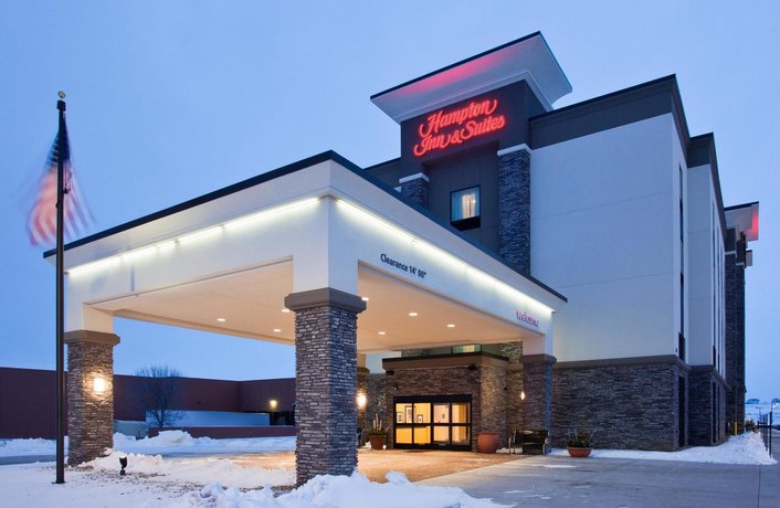 Hampton Inn Suites Sioux City South Ia Compare Deals - 