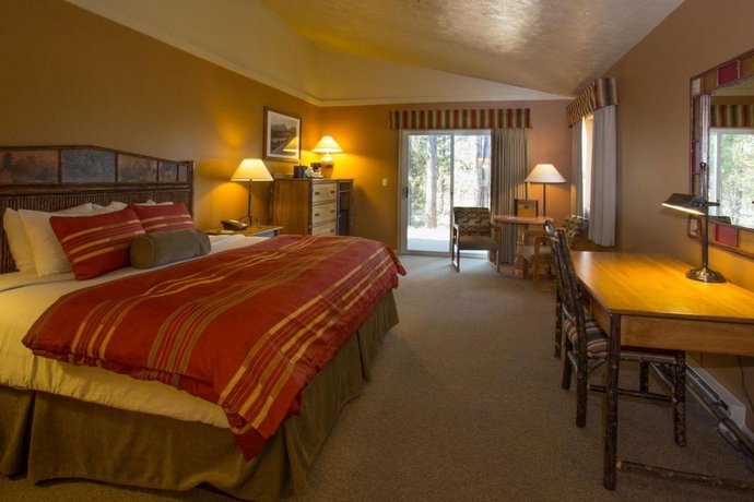 Headwaters Lodge Cabins At Flagg Ranch Moran Compare Deals
