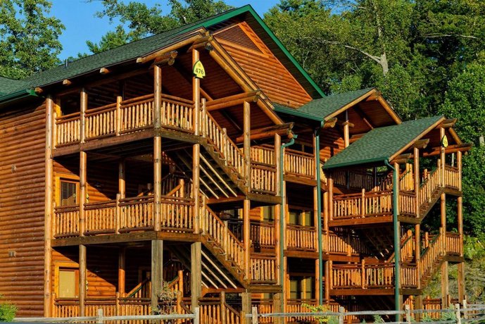 Westgate Smoky Mountain Resort Spa Gatlinburg Compare Deals