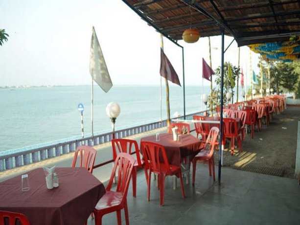 Apana Hotel