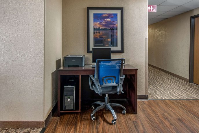 Comfort Inn Denver Southeast Aurora Compare Deals
