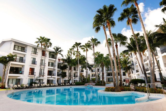 더 로얄 칸쿤 올 스위트 리조트, The Royal Cancun All Suites Resort
