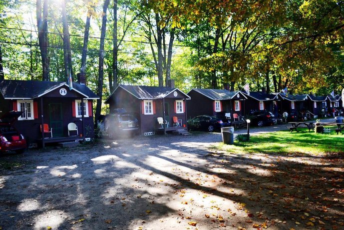 Maple Lodge Cabins Woodstock Compare Deals