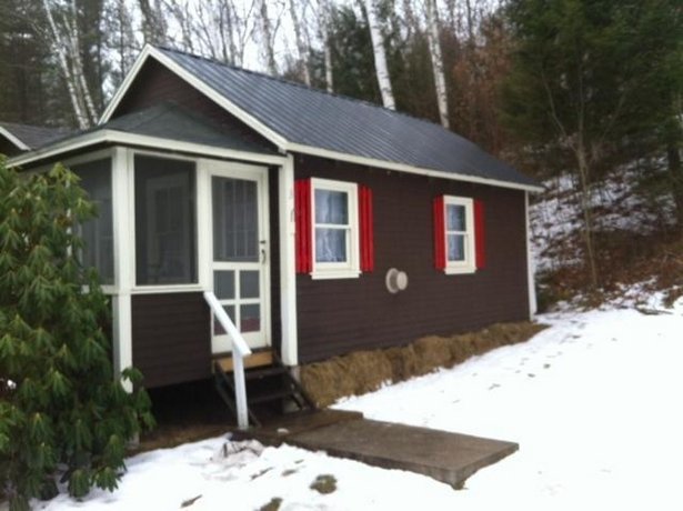 Maple Lodge Cabins Woodstock Compare Deals