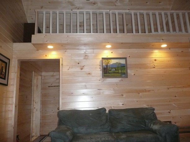 Maple Lodge Cabins Woodstock Compare Deals