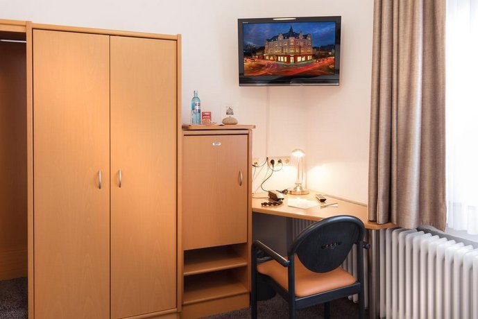 Hotel Reichshof Garni Schwerte Compare Deals