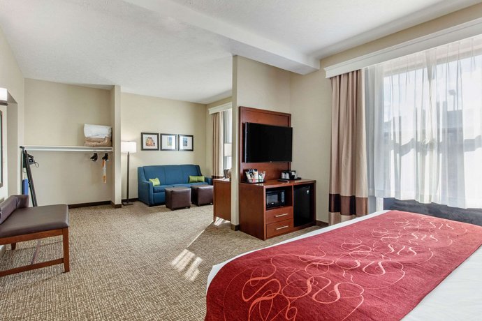 Comfort Suites Nashville Compare Deals