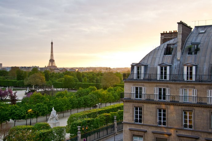 호텔 레지나 루브르, Hotel Regina Louvre