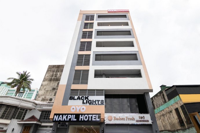 OYO 121 Nakpil Hotel