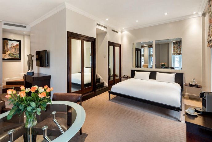 Radisson Blu Edwardian Grafton Hotel